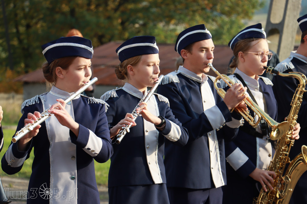 Fotorelacja - Przekazanie i poświęcenie nowego samochodu OSP Cynków