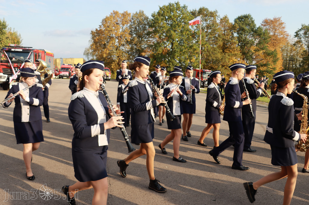 Fotorelacja - Przekazanie i poświęcenie nowego samochodu OSP Cynków