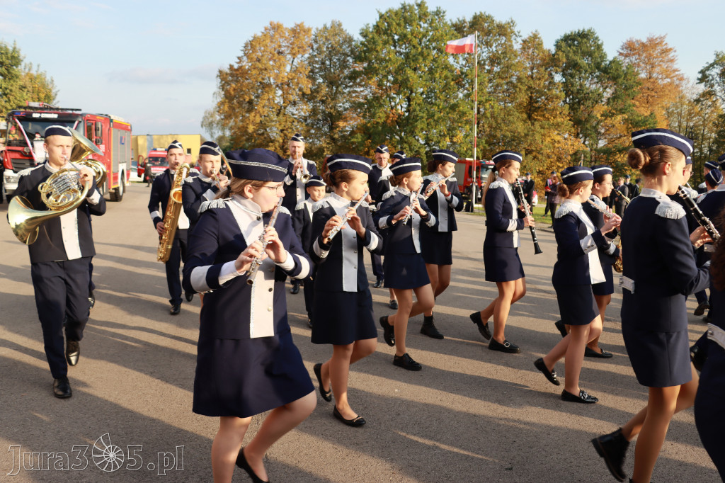 Fotorelacja - Przekazanie i poświęcenie nowego samochodu OSP Cynków
