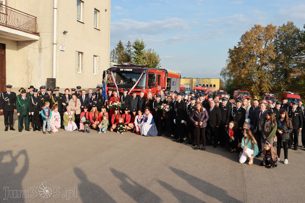 Fotorelacja - Przekazanie i poświęcenie nowego samochodu OSP Cynków