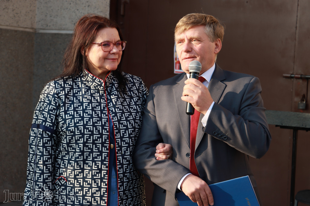 Fotorelacja - Przekazanie i poświęcenie nowego samochodu OSP Cynków