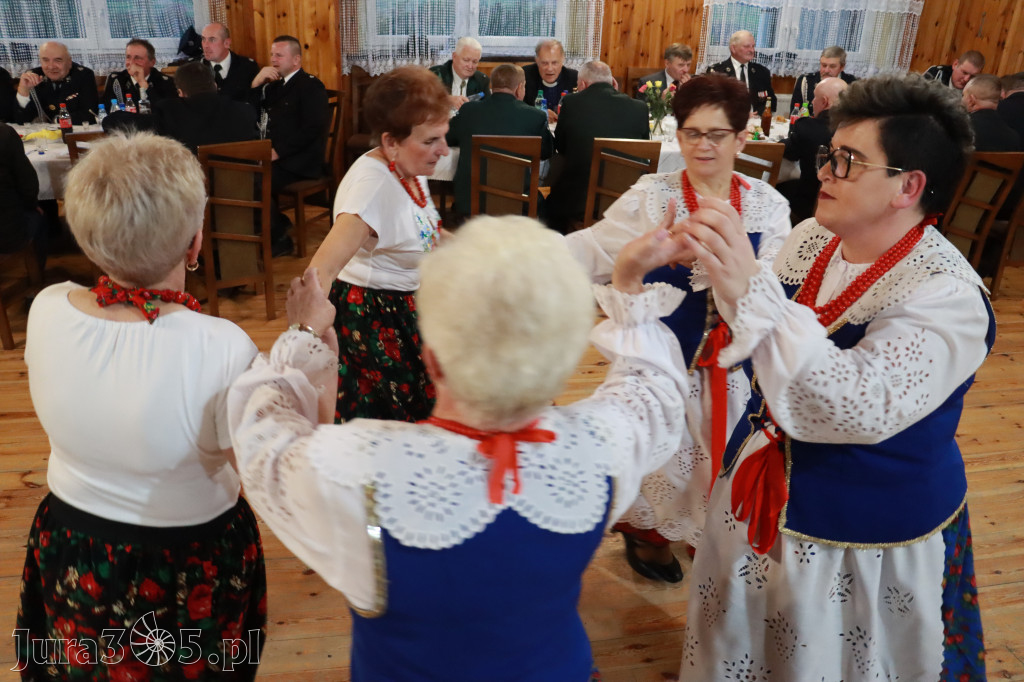 Fotorelacja - Przekazanie i poświęcenie nowego samochodu OSP Cynków