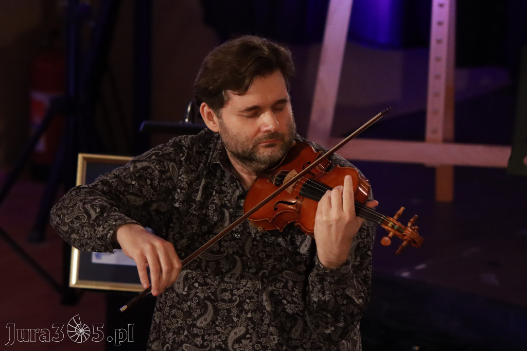 Fotorelacja Koncert DWA ŚWIATY - SZTUKA BEZ GRANIC