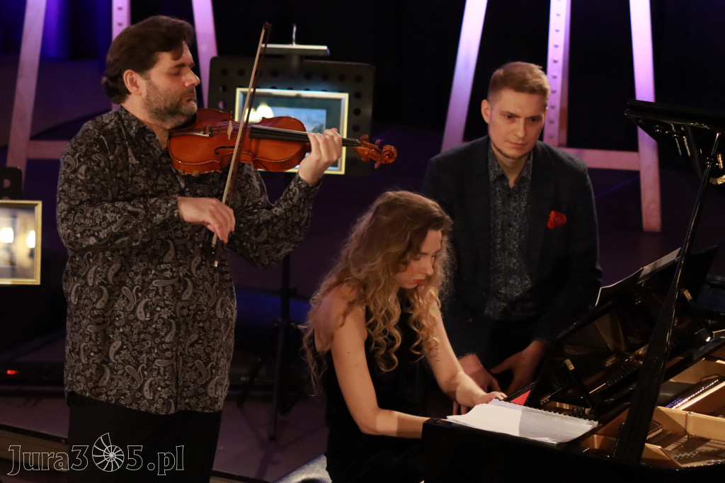 Fotorelacja Koncert DWA ŚWIATY - SZTUKA BEZ GRANIC