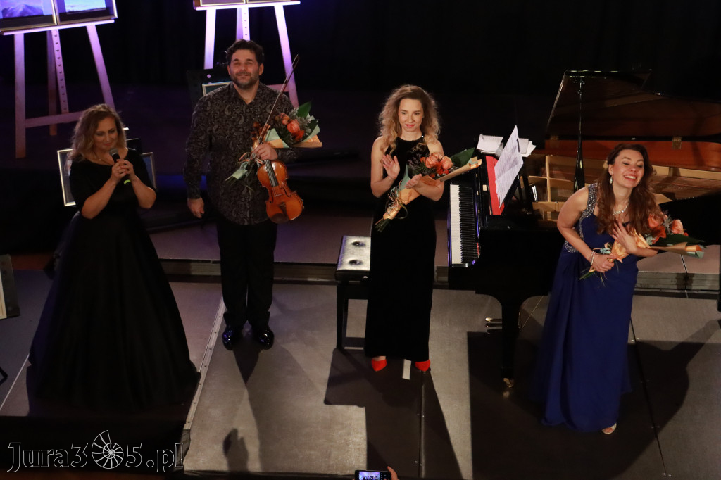 Fotorelacja Koncert DWA ŚWIATY - SZTUKA BEZ GRANIC