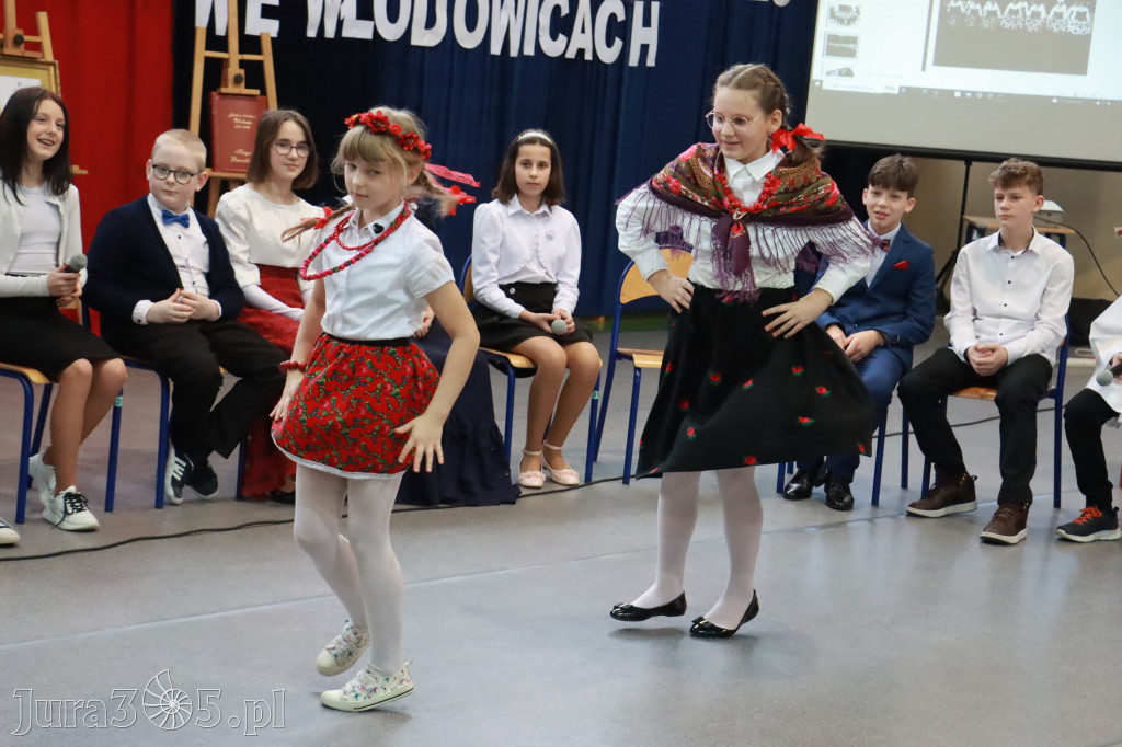 Część artystyczna Sesji Rady Miejskiej we Włodowicach