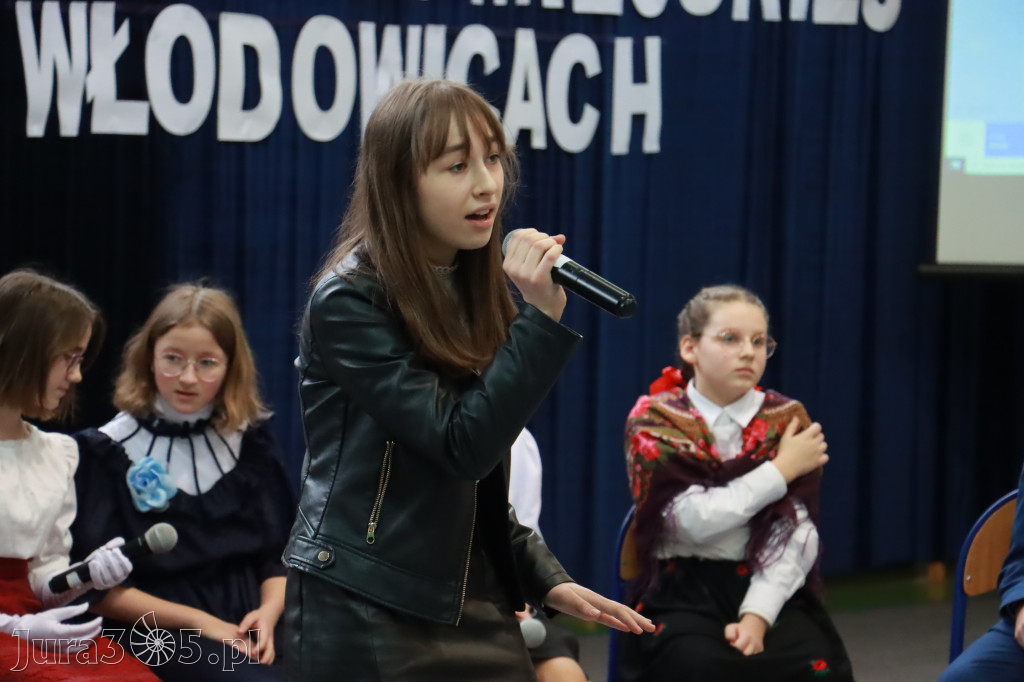 Część artystyczna Sesji Rady Miejskiej we Włodowicach
