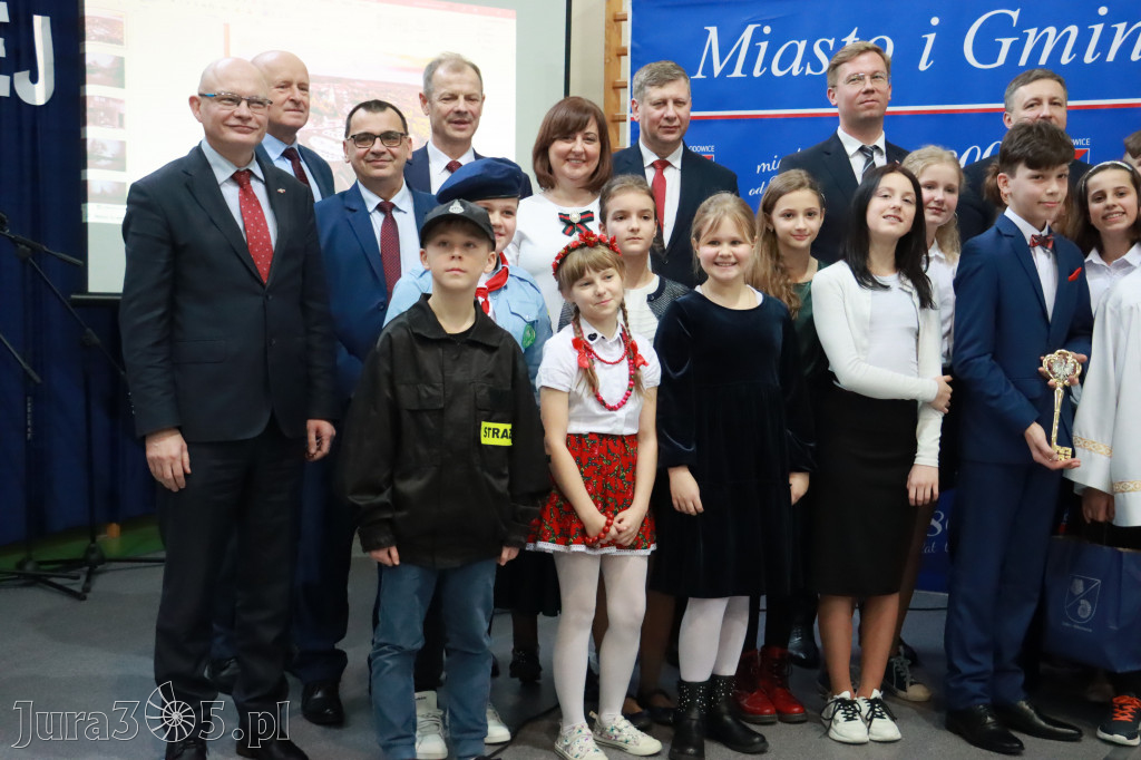 Część artystyczna Sesji Rady Miejskiej we Włodowicach