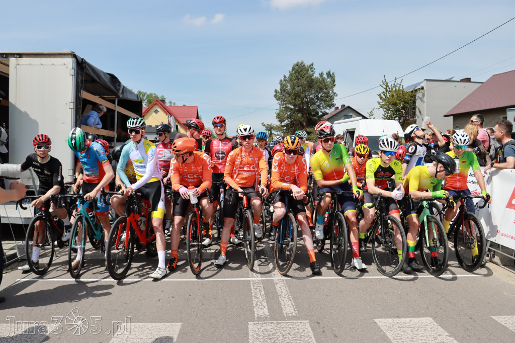 Fotorelcja: XX Wyścig Kolarski SZLAKAMI JURY - Niegowa cz. 2