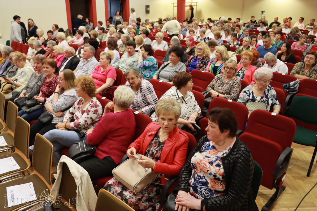 Fotorelacja: KONCERT DLA MOJEJ MAMY w Koziegłowach