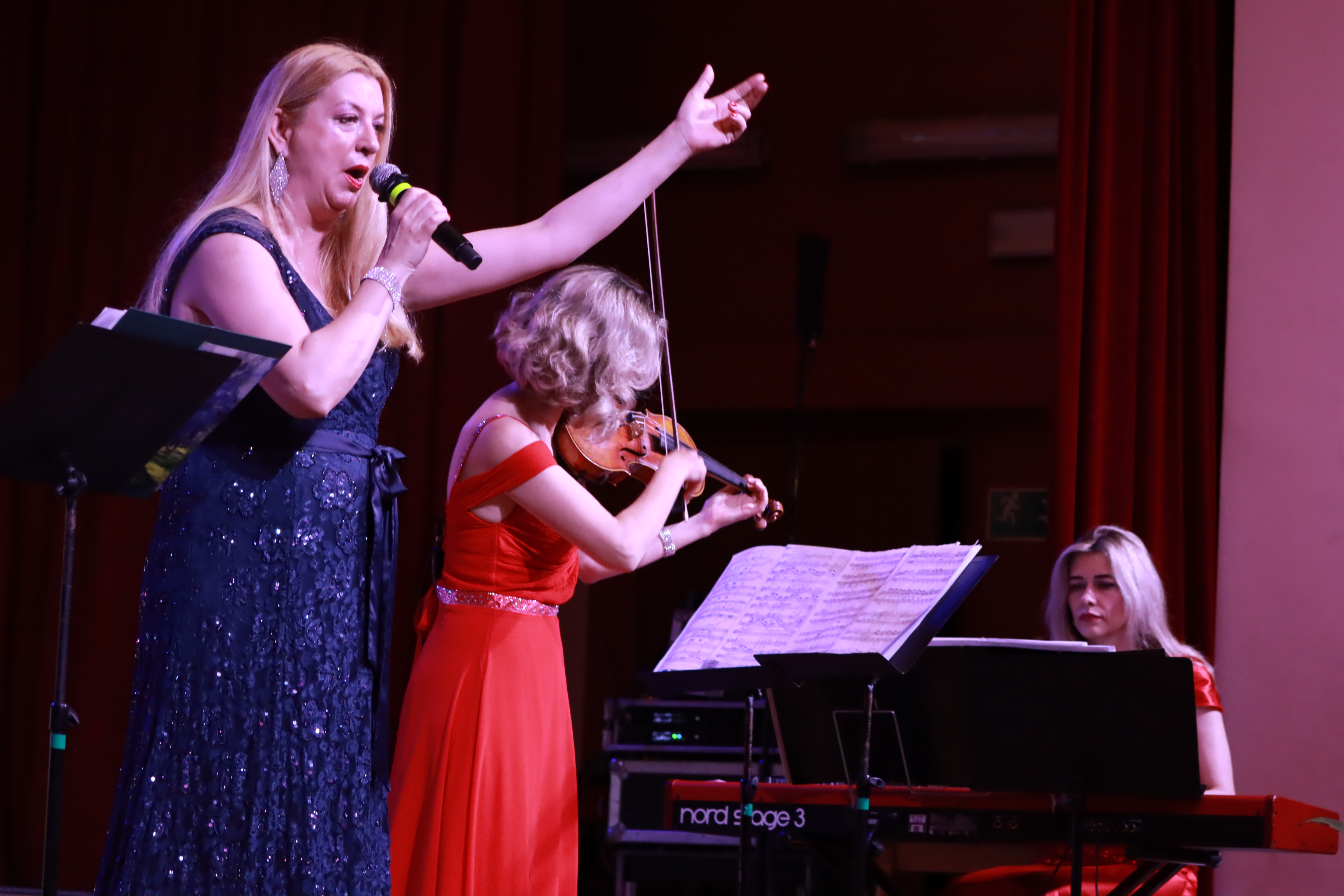 Fotorelacja: KONCERT DLA MOJEJ MAMY w Koziegłowach