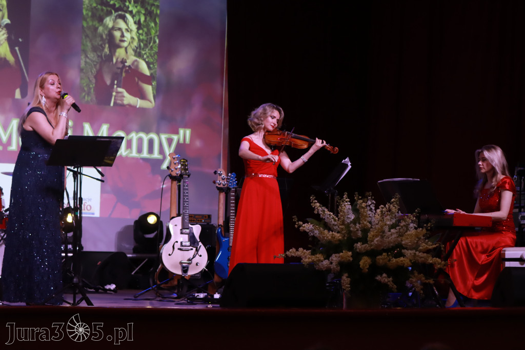 Fotorelacja: KONCERT DLA MOJEJ MAMY w Koziegłowach