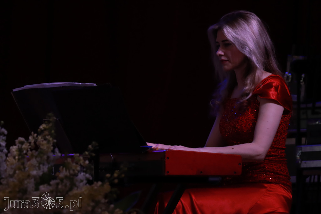 Fotorelacja: KONCERT DLA MOJEJ MAMY w Koziegłowach