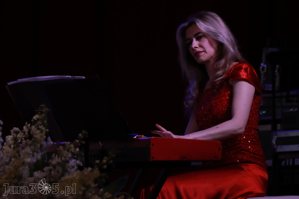 Fotorelacja: KONCERT DLA MOJEJ MAMY w Koziegłowach