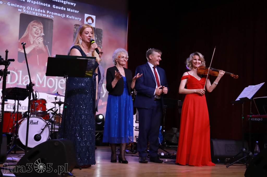 Fotorelacja: KONCERT DLA MOJEJ MAMY w Koziegłowach