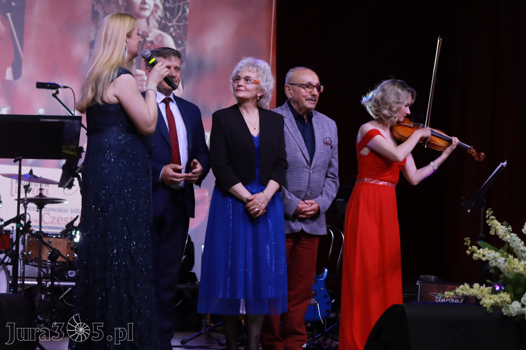 Fotorelacja: KONCERT DLA MOJEJ MAMY w Koziegłowach