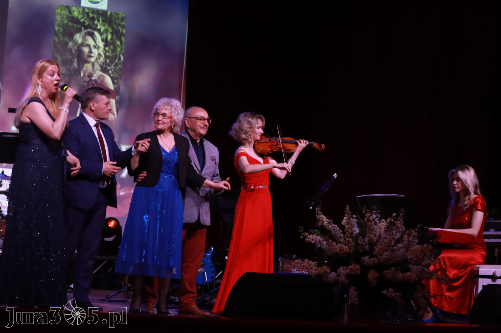 Fotorelacja: KONCERT DLA MOJEJ MAMY w Koziegłowach