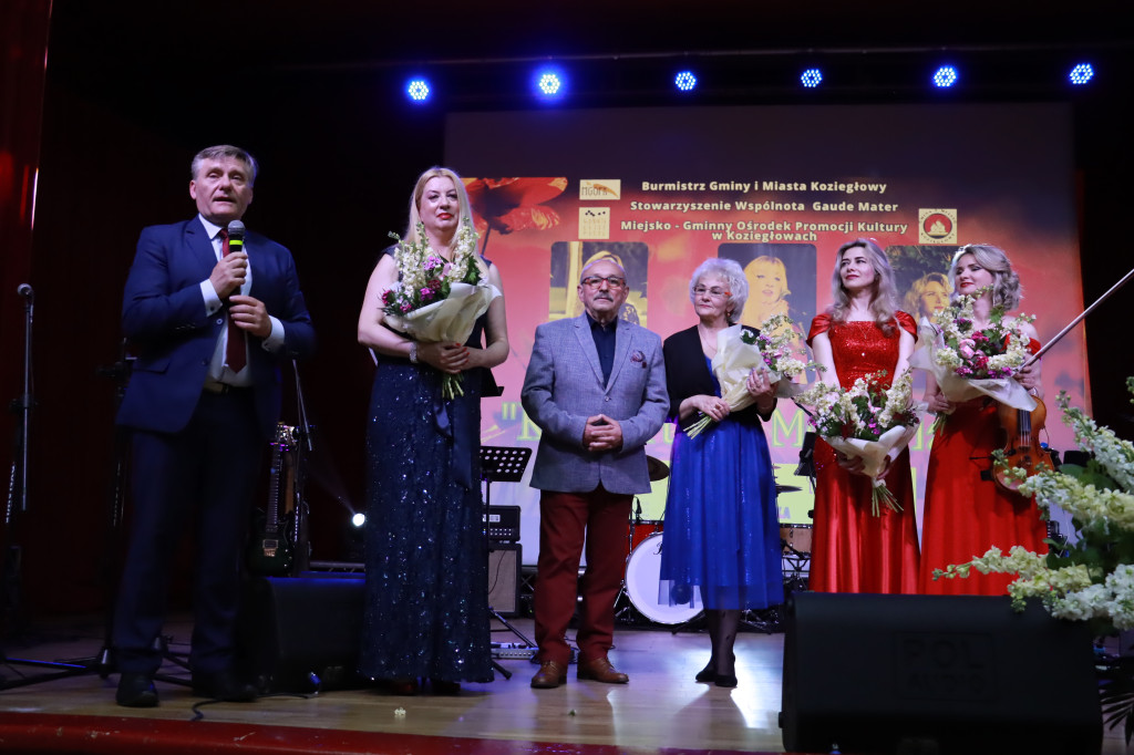 Fotorelacja: KONCERT DLA MOJEJ MAMY w Koziegłowach