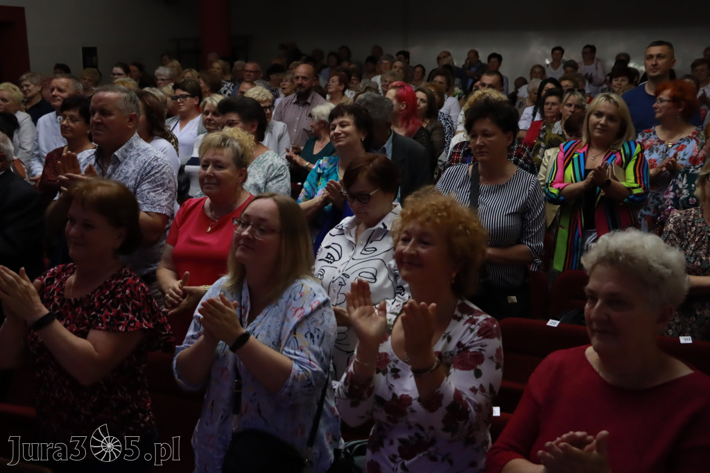 Fotorelacja: KONCERT DLA MOJEJ MAMY w Koziegłowach