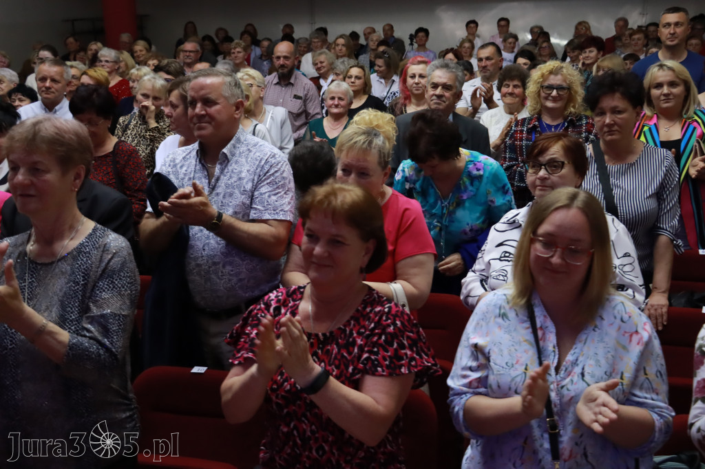 Fotorelacja: KONCERT DLA MOJEJ MAMY w Koziegłowach