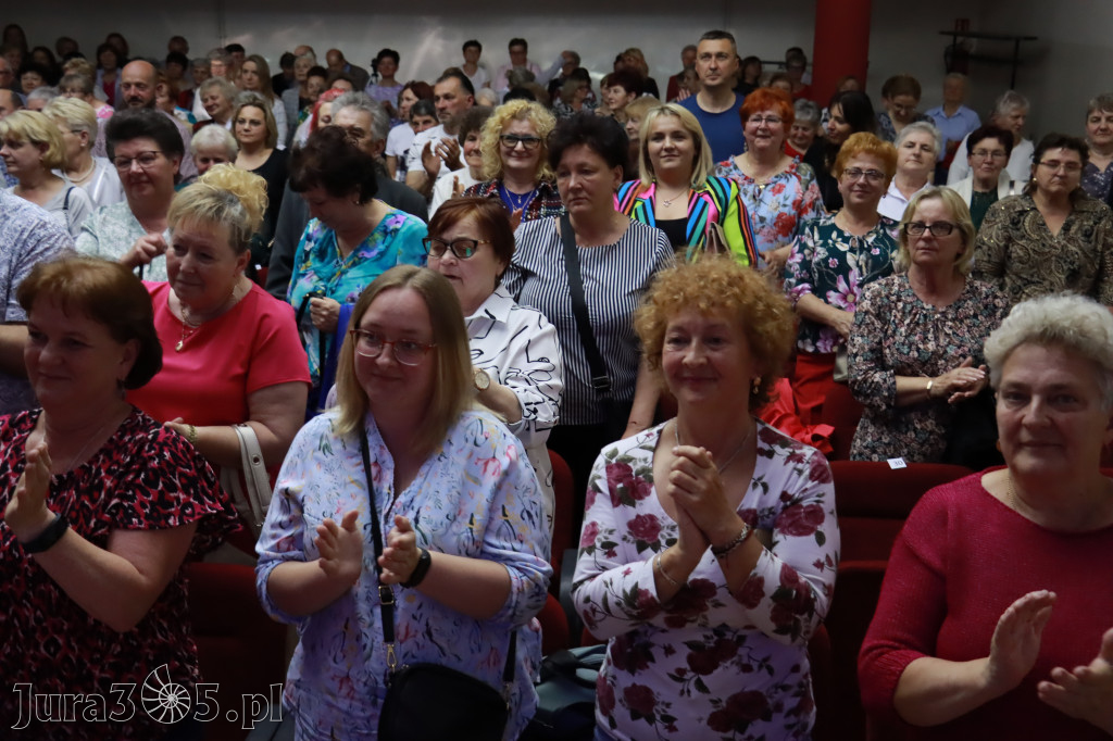 Fotorelacja: KONCERT DLA MOJEJ MAMY w Koziegłowach