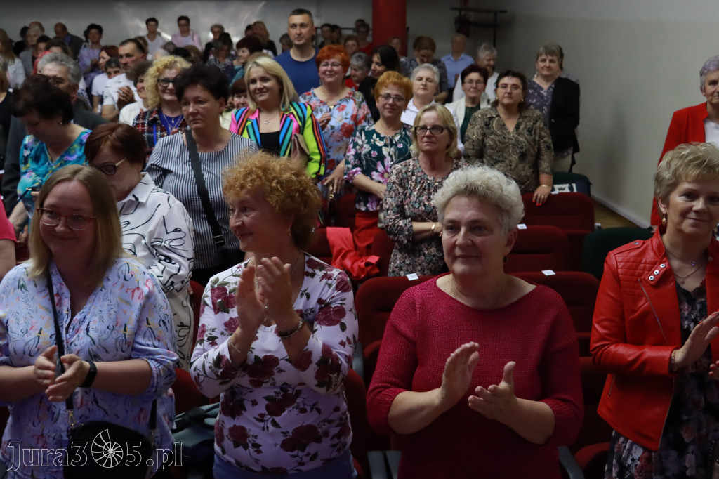 Fotorelacja: KONCERT DLA MOJEJ MAMY w Koziegłowach