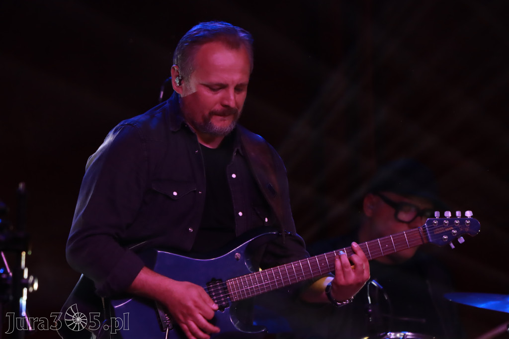 Fotorelacja:  Koncert w Koziegłowach - JULIA TKACZ!