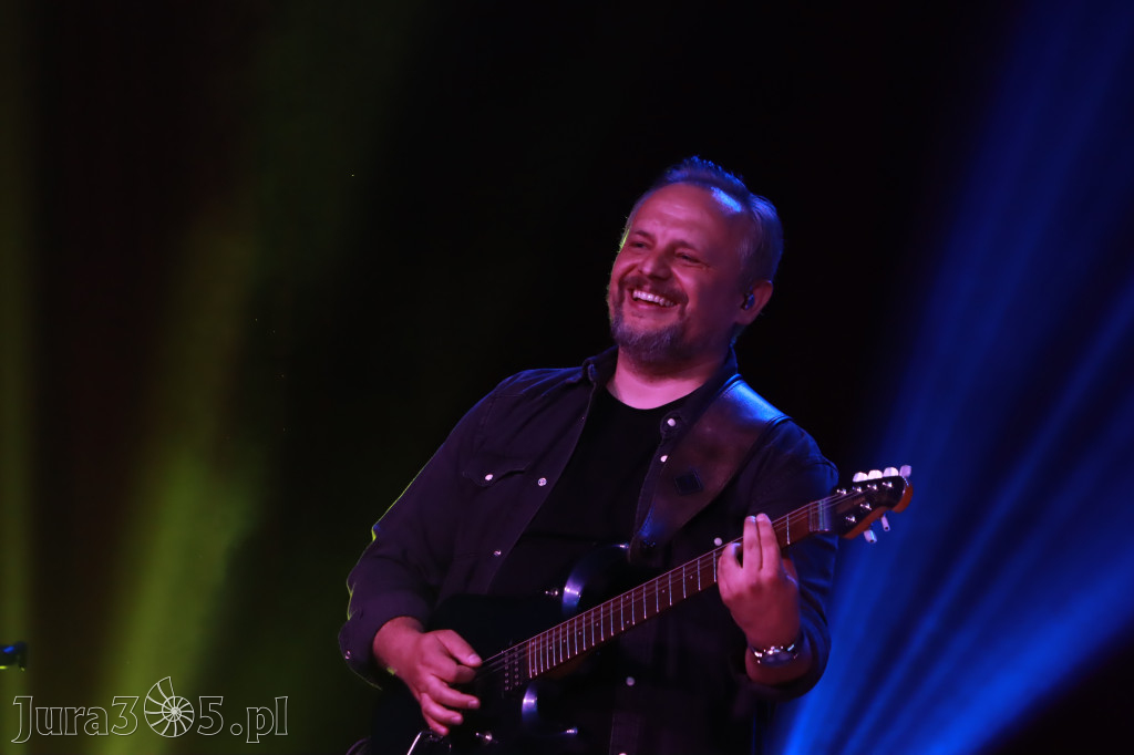 Fotorelacja:  Koncert w Koziegłowach - JULIA TKACZ!