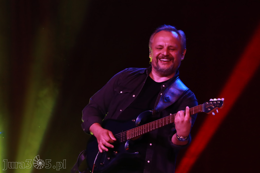 Fotorelacja:  Koncert w Koziegłowach - JULIA TKACZ!