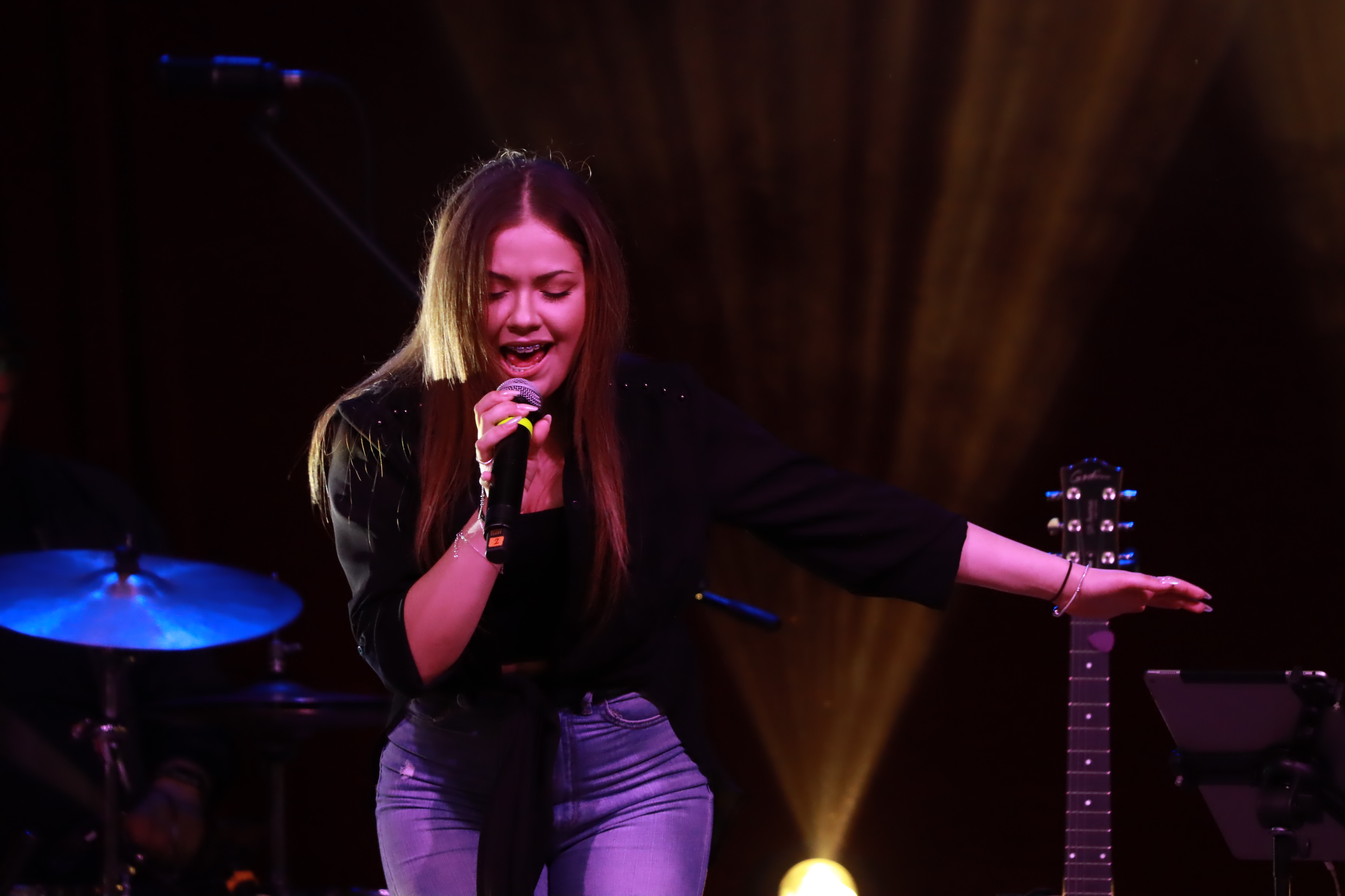 Fotorelacja:  Koncert w Koziegłowach - JULIA TKACZ!