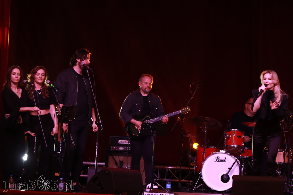 Fotorelacja: Koncert w Koziegłowach - ANIA KARWAN!