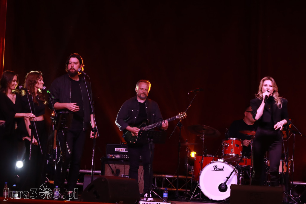 Fotorelacja: Koncert w Koziegłowach - ANIA KARWAN!