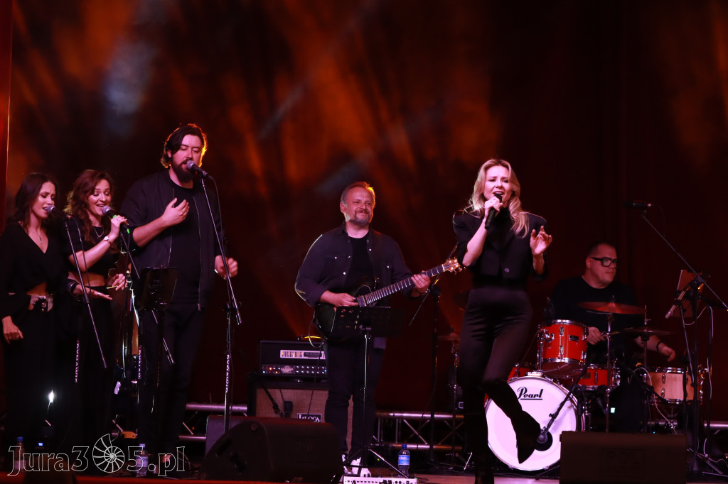 Fotorelacja: Koncert w Koziegłowach - ANIA KARWAN!