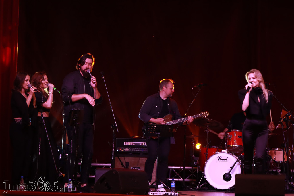 Fotorelacja: Koncert w Koziegłowach - ANIA KARWAN!
