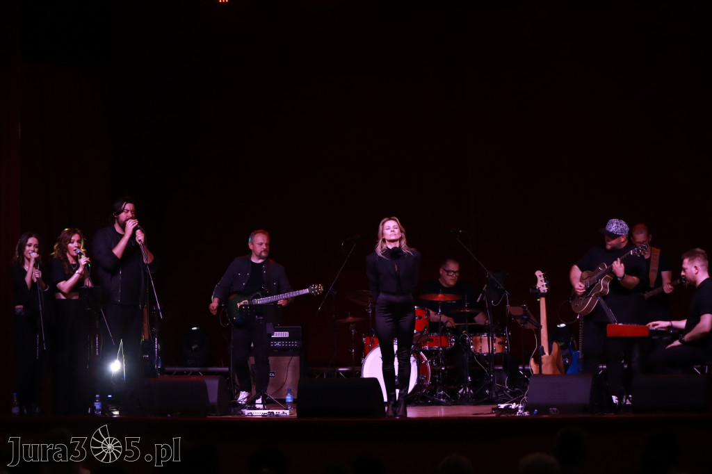 Fotorelacja: Koncert w Koziegłowach - ANIA KARWAN!