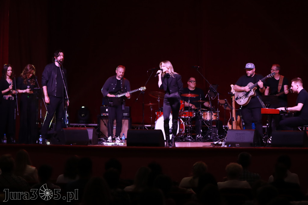 Fotorelacja: Koncert w Koziegłowach - ANIA KARWAN!