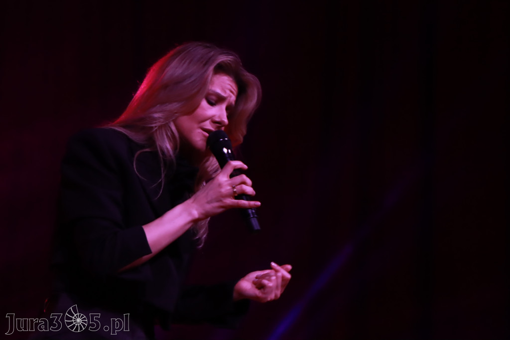 Fotorelacja: Koncert w Koziegłowach - ANIA KARWAN!