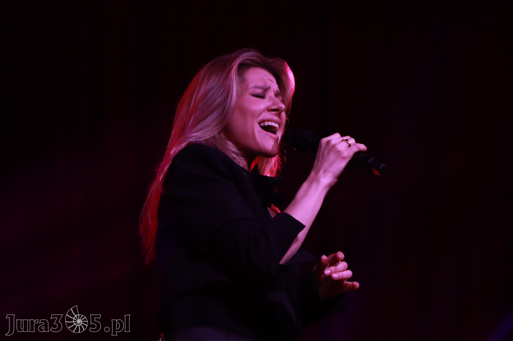 Fotorelacja: Koncert w Koziegłowach - ANIA KARWAN!