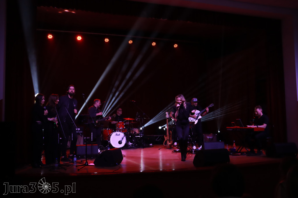 Fotorelacja: Koncert w Koziegłowach - ANIA KARWAN!
