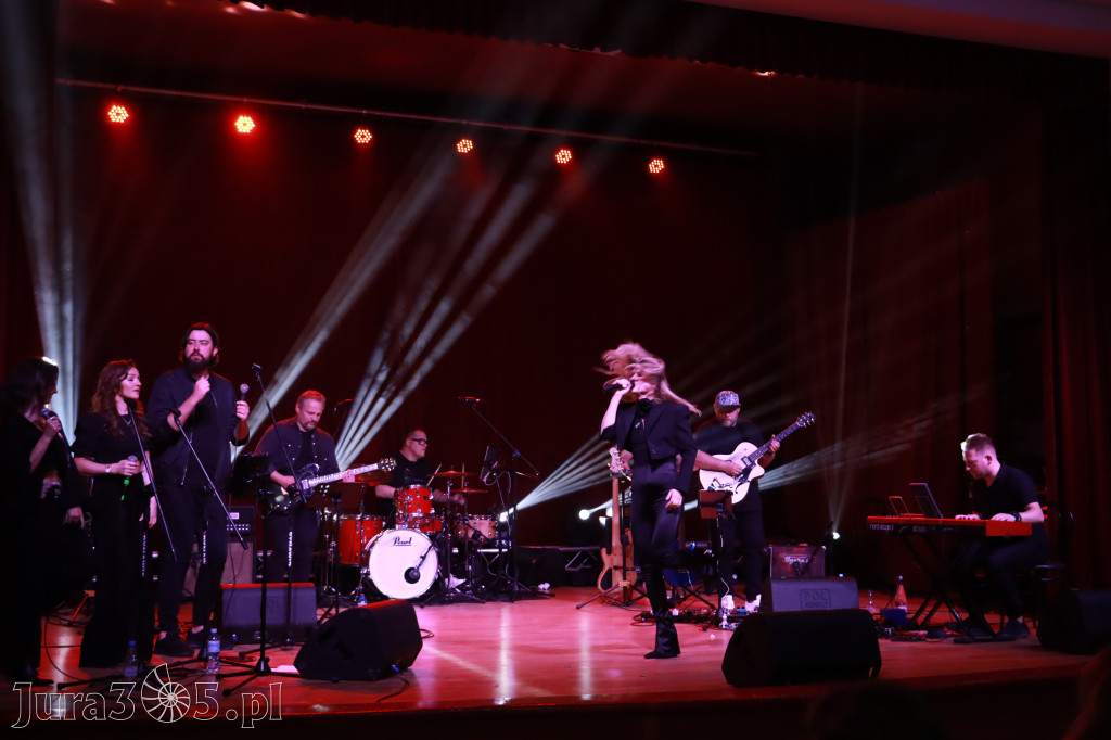 Fotorelacja: Koncert w Koziegłowach - ANIA KARWAN!