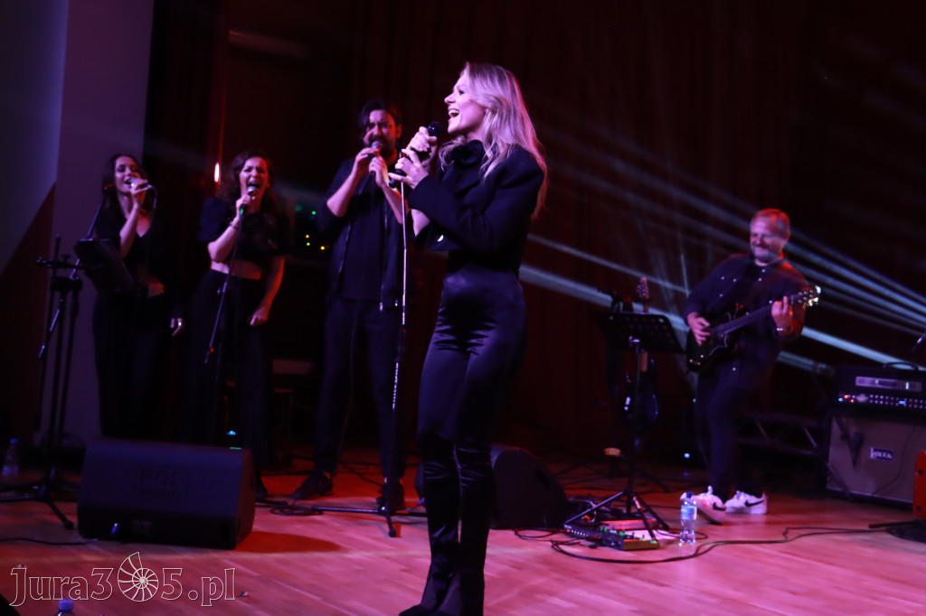Fotorelacja: Koncert w Koziegłowach - ANIA KARWAN!