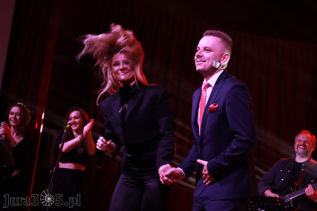 Fotorelacja: Koncert w Koziegłowach - ANIA KARWAN!