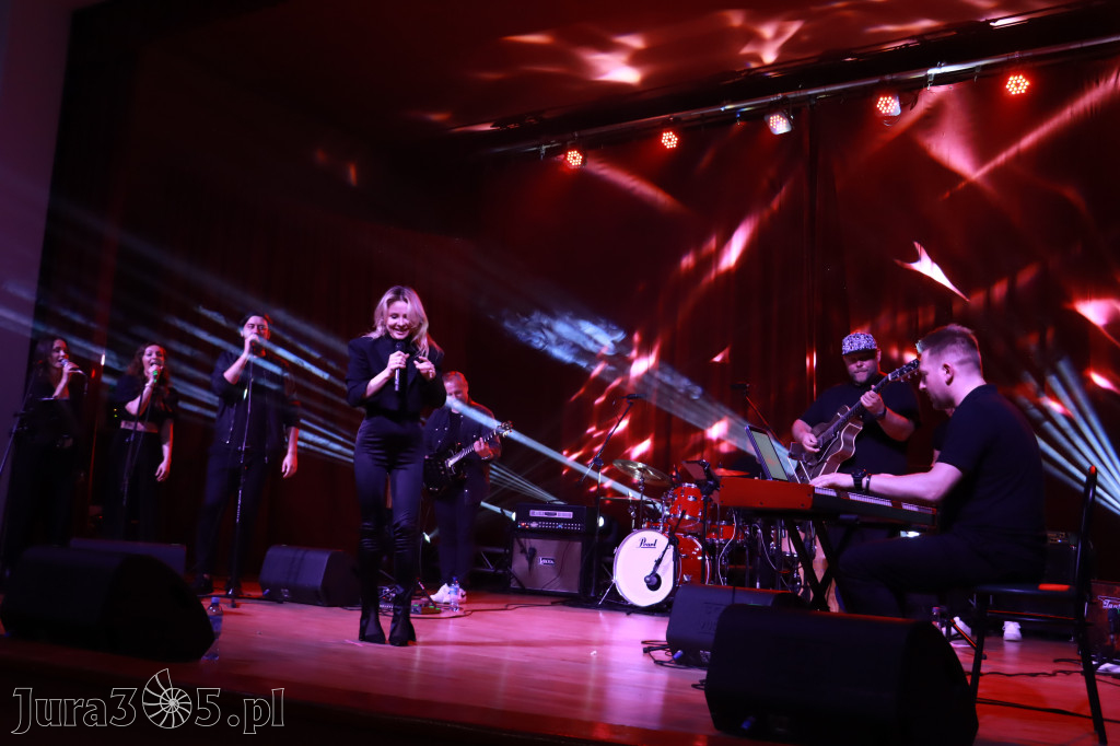 Fotorelacja: Koncert w Koziegłowach - ANIA KARWAN!