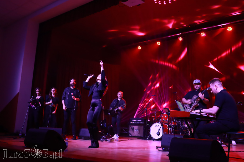 Fotorelacja: Koncert w Koziegłowach - ANIA KARWAN!