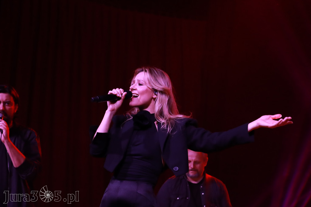 Fotorelacja: Koncert w Koziegłowach - ANIA KARWAN!