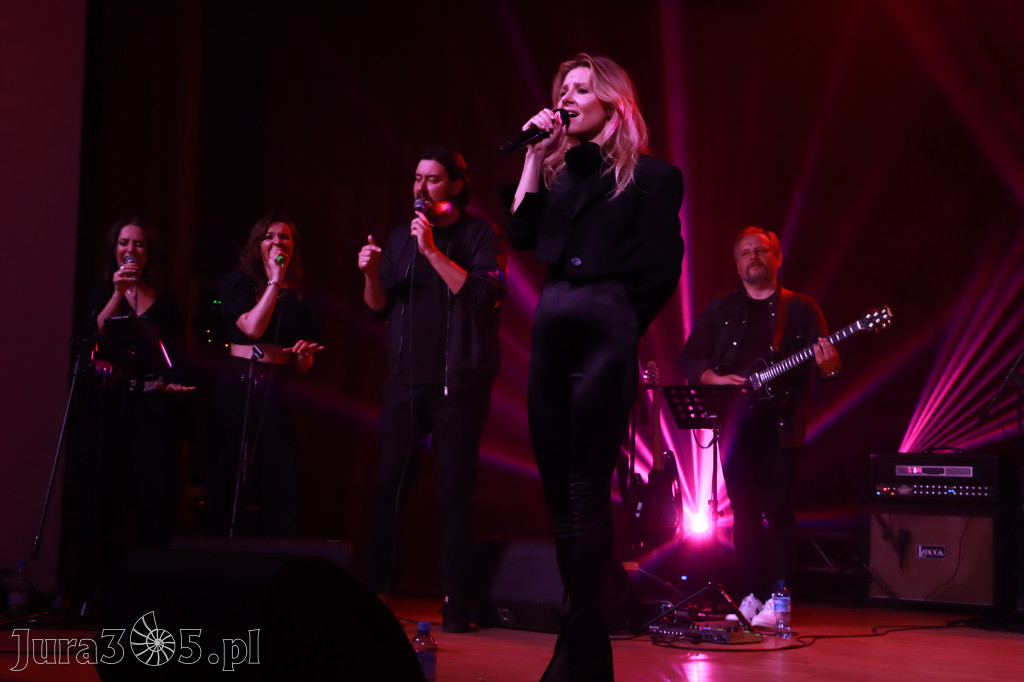 Fotorelacja: Koncert w Koziegłowach - ANIA KARWAN!