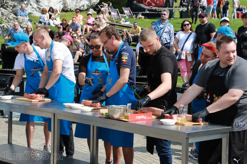 Zamek Ogrodzieniec: Mistrzostwa Polski w Grillowaniu Steków.
