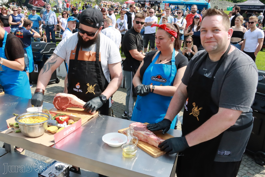 Zamek Ogrodzieniec: Mistrzostwa Polski w Grillowaniu Steków.