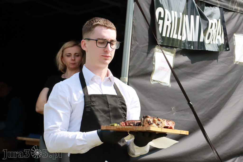 Zamek Ogrodzieniec: Mistrzostwa Polski w Grillowaniu Steków.