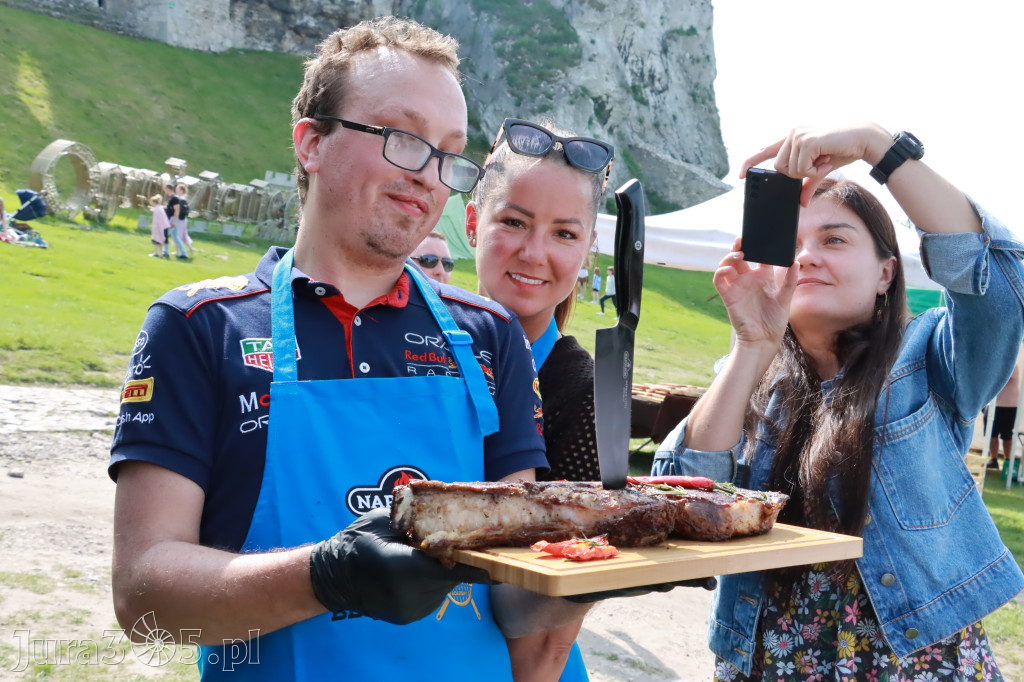 Zamek Ogrodzieniec: Mistrzostwa Polski w Grillowaniu Steków.